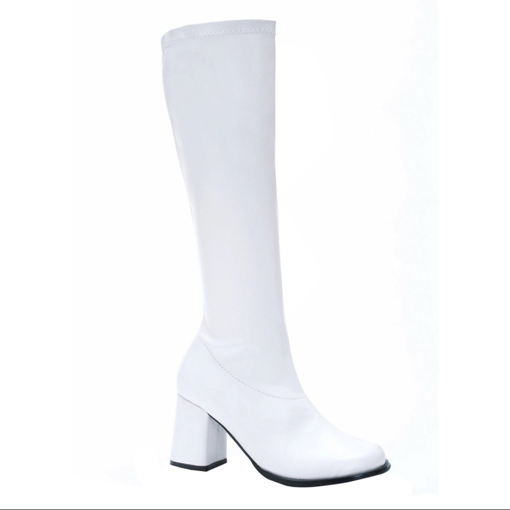Women’s GoGo Boots size 6